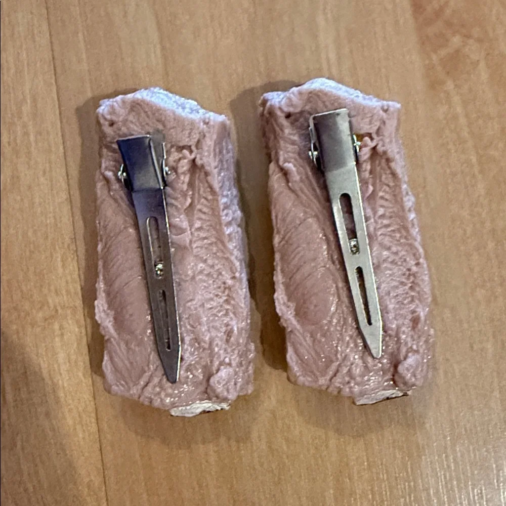 Bone 🍖 hair clips